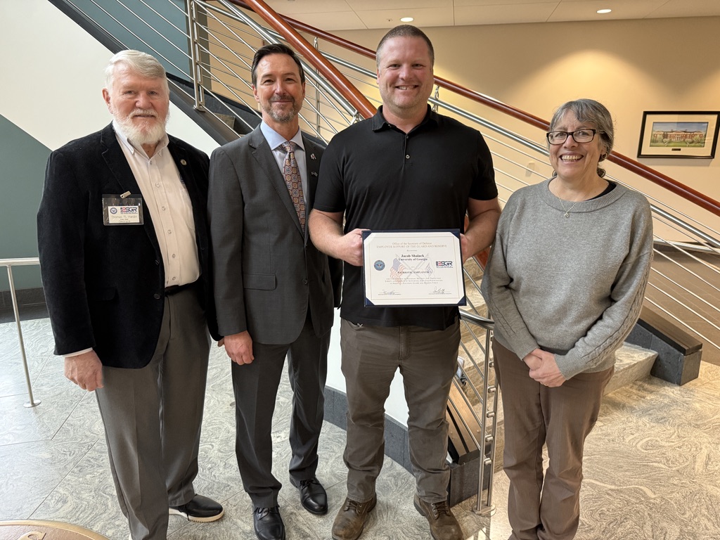 Research Office Employee Receives Prestigious Patriot Award