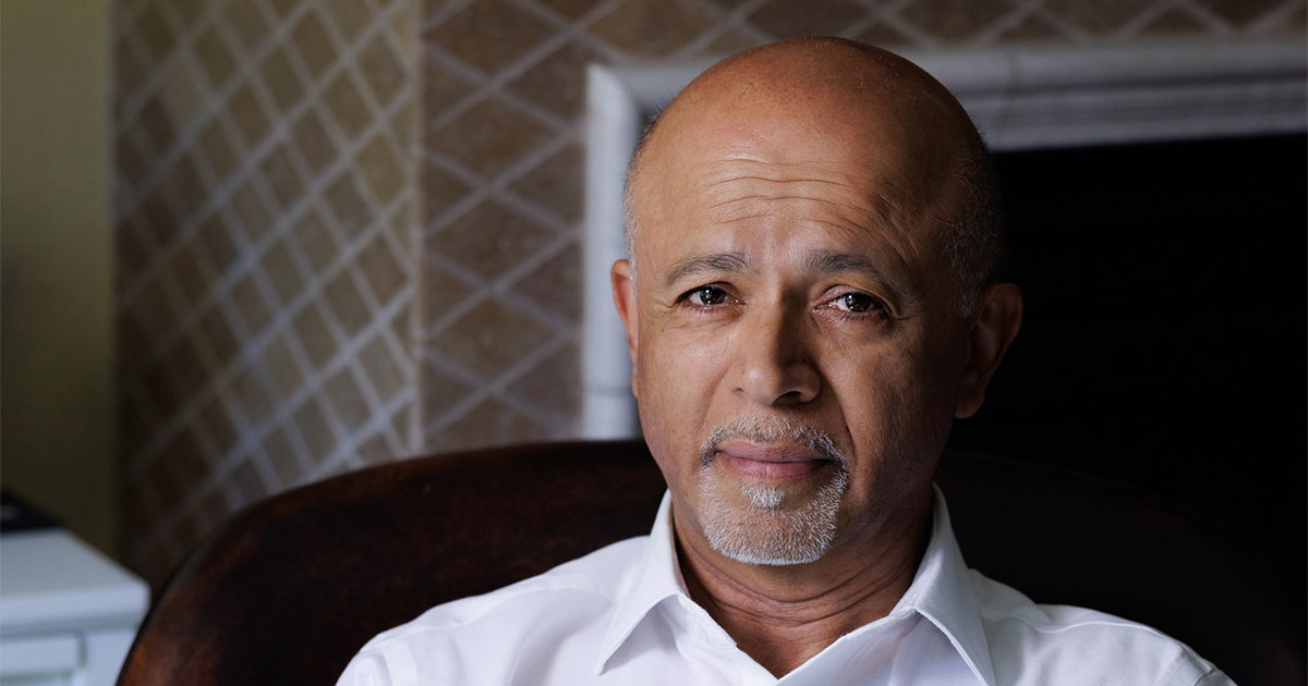 Abraham Verghese: Esteemed Physician and Bestselling Author to Deliver Inspiring Commencement Address