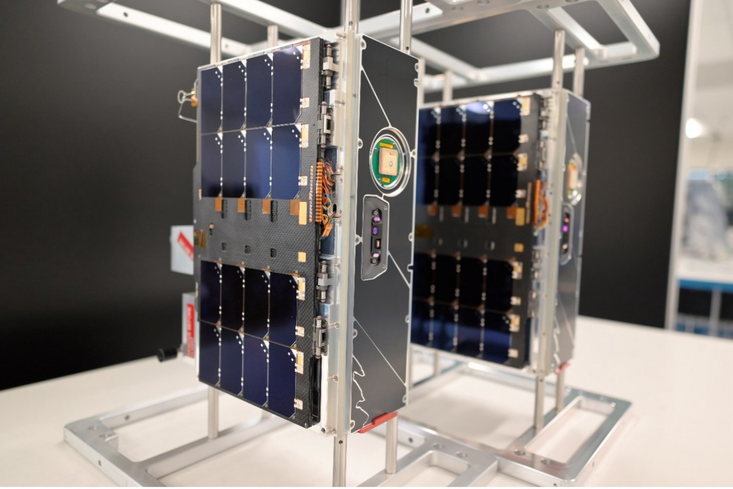Lincoln Laboratory Recognized for Innovative Technology Transfer in Hurricane-Tracking Satellites