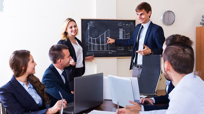 PMP vs. MBA: 5 Key Advantages of Choosing PMP in 2024