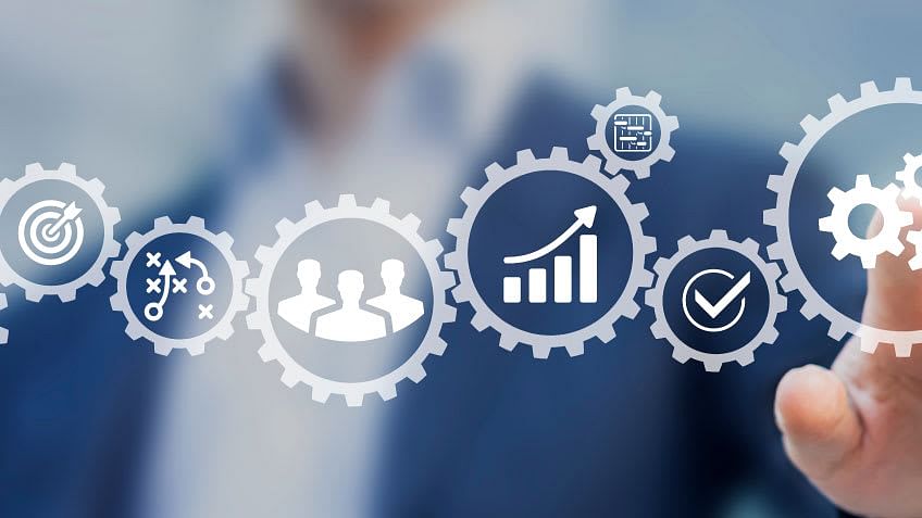 Navigating the Journey to Becoming an Operations Manager