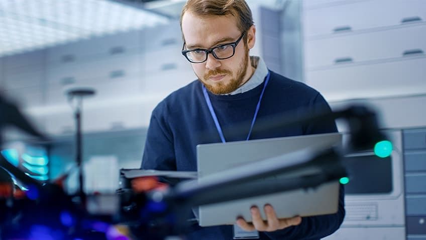Navigating the Project Engineer Landscape: Key Responsibilities, Essential Skills, and Compensation Insights