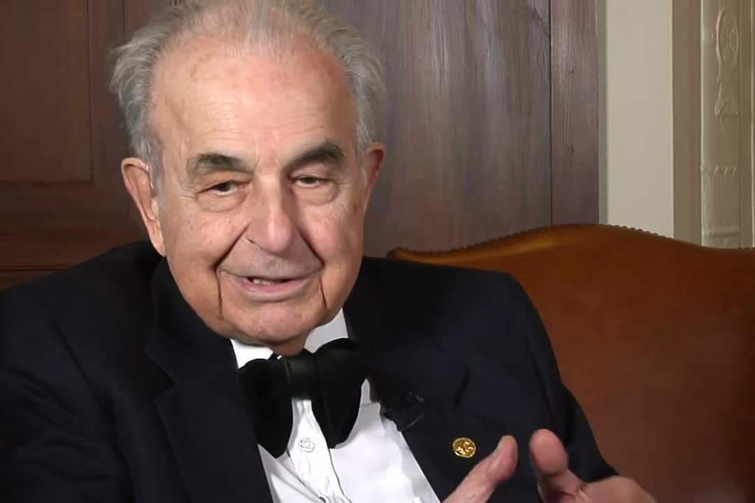 A Tribute to the Legacy of Andreas Acrivos: Pioneering Mind in Fluid Mechanics and Chemical Engineering