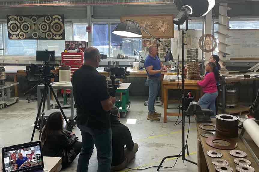MagLab Featured in Interactive Virtual Field Trip with Discovery Education and Sesame Workshop