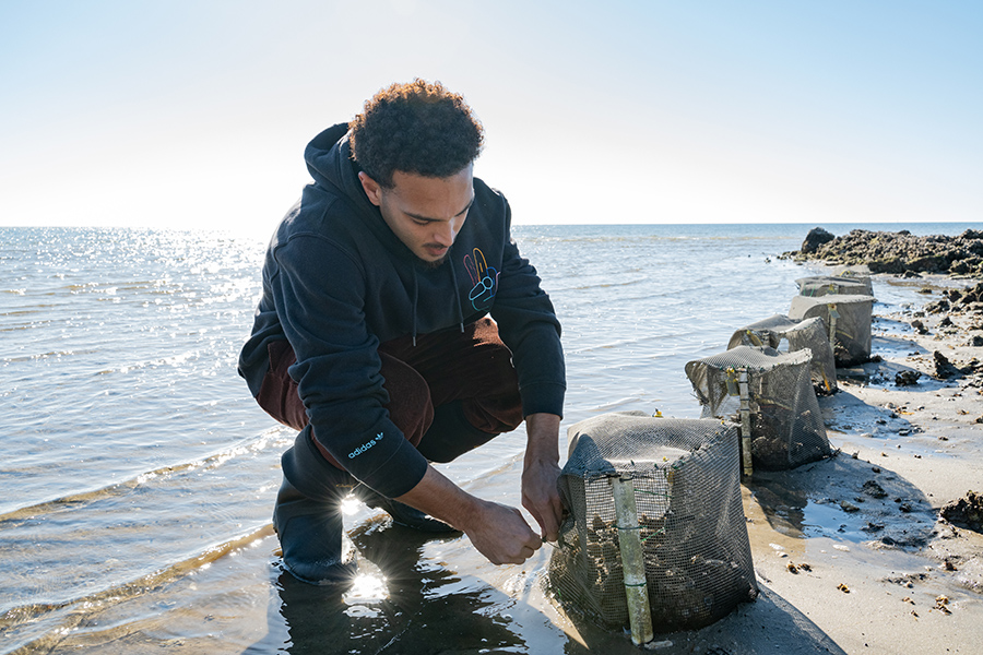 A researcher from the Florida State University Coastal and Marine Laboratory. (Sarah Marlow/FSU Marketing)