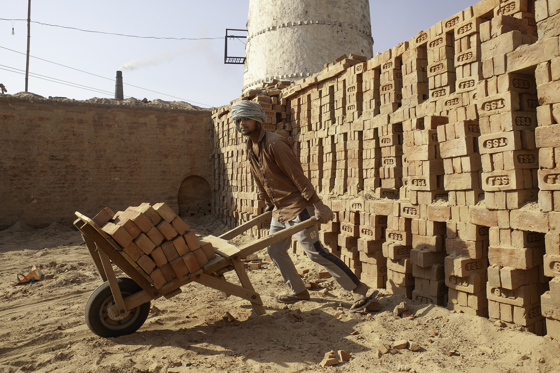 Navigating the Threshold of Heat: When Does Temperature Become Dangerous?