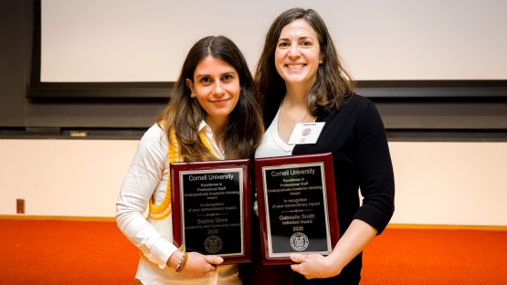 Prominent Academic Advisers Recognized with 2025 Excellence Awards