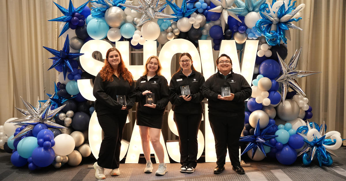 4 students named Excellent Undergraduate Research Ambassadors