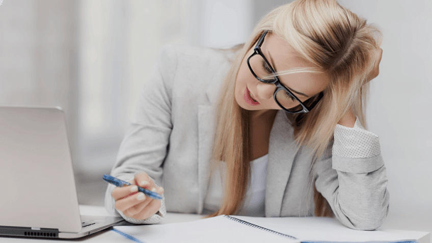 Exploring Key Analytical Queries in Procurement Management: Insights from Simplilearn