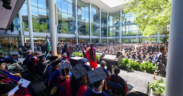 Yale SOM Commemorates the Graduating Class of 2025