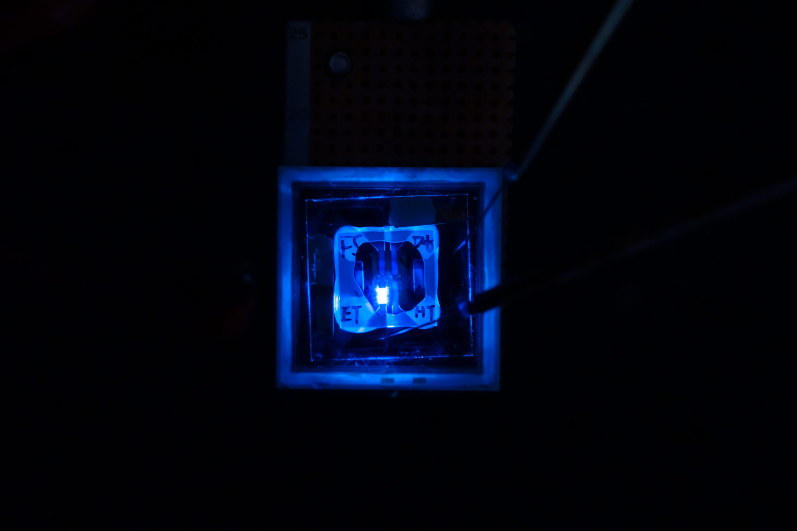Enhancing OLED Screens: A Pathway to Extended Blue PHOLED Durability