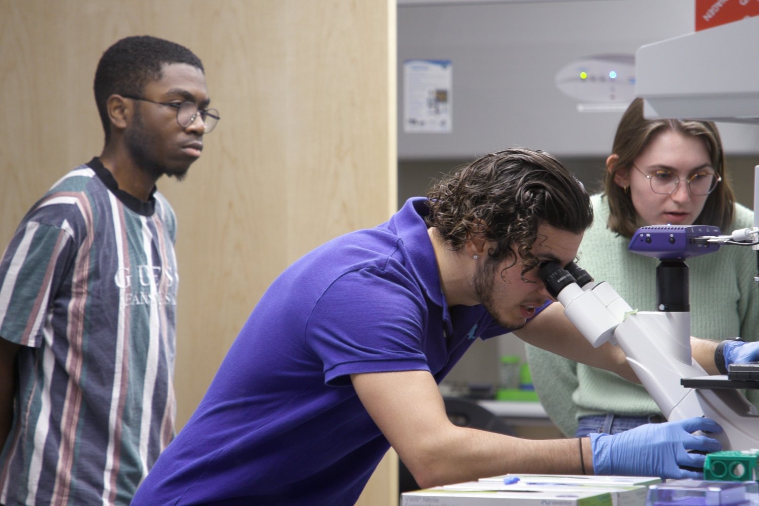 Innovative MIT Course Encourages Students to Integrate Engineering and Biology
