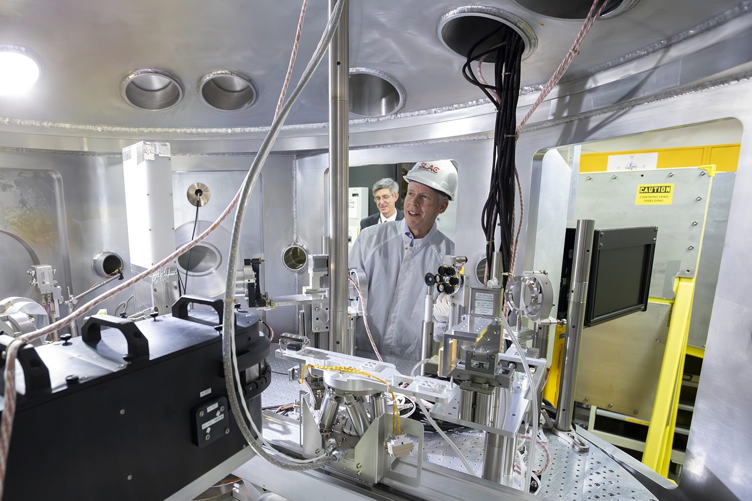 Secretary of Energy Chris Wright Explores Cutting-Edge Innovations at SLAC