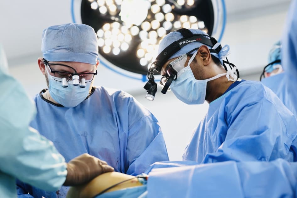 suresh-mohan-took-his-surgical-skills-to-ukraine-—-and-left-with-newfound-appreciation