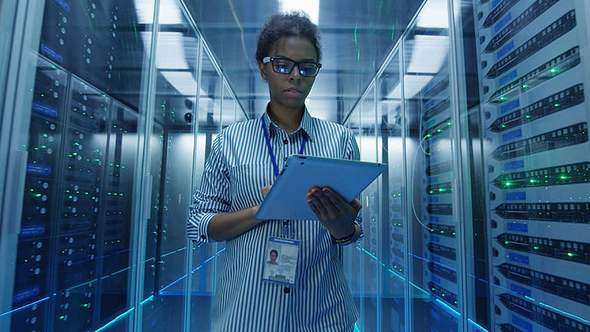 Navigating the Path to Becoming a Database Manager