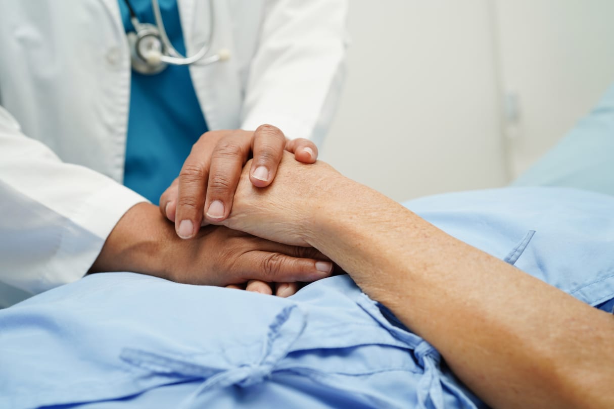 Navigating Tough Talks: A Guide for Families Facing Serious Illness