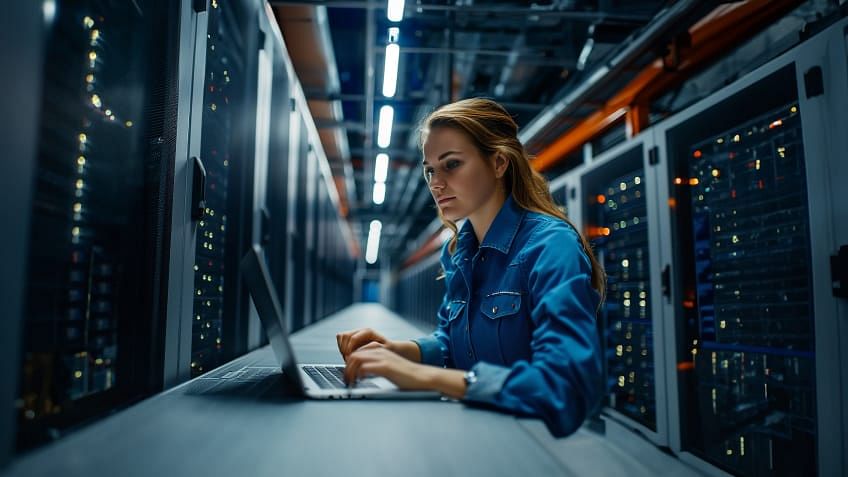 Unlocking the Secrets of Solution Architect Salaries in the UK
