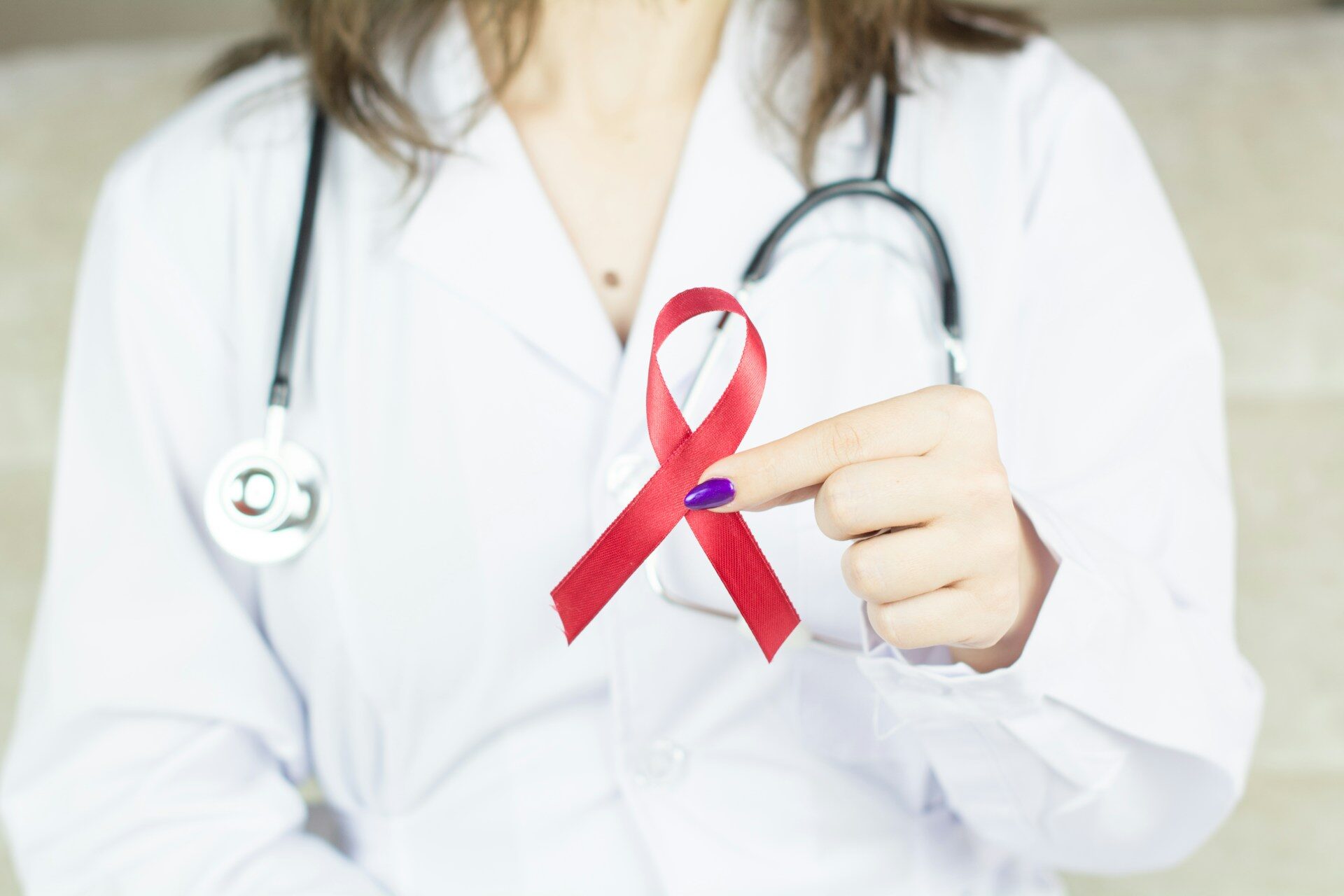 Study Reveals New Insights into the Flexible Pathways of HIV Infection