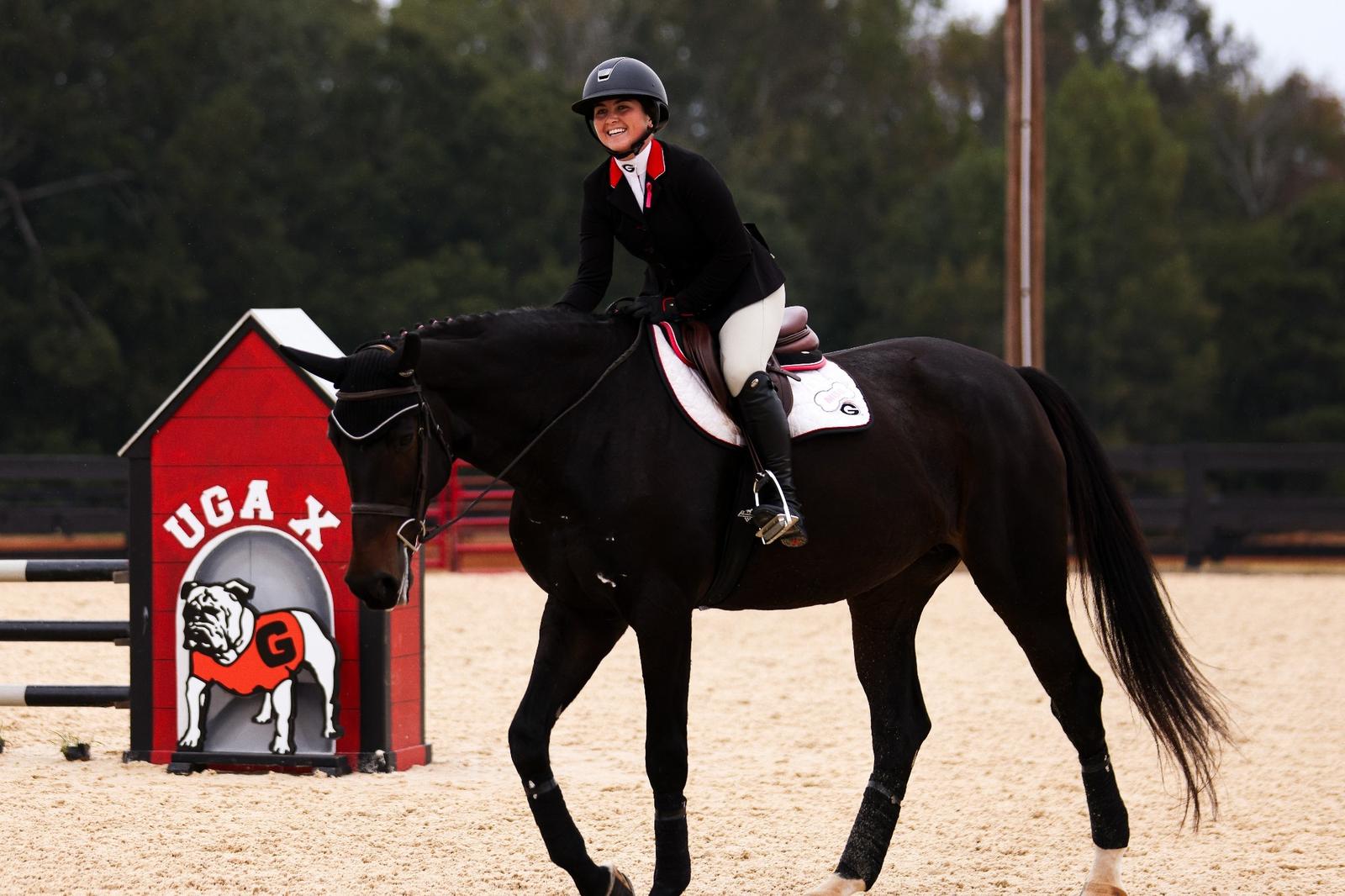trio-of-bulldogs-named-ariat-ncea-all-americans