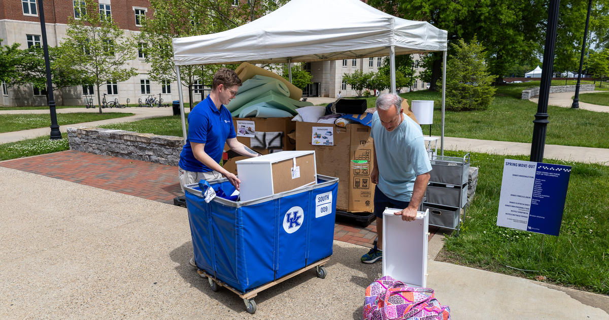 uk-recycling-sets-record-with-over-15-tons-collected-during-2025-campus-move-out