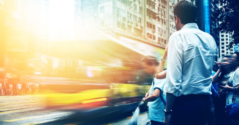 Shifting Focus: The Dance of Attention in Ever-Changing Environments