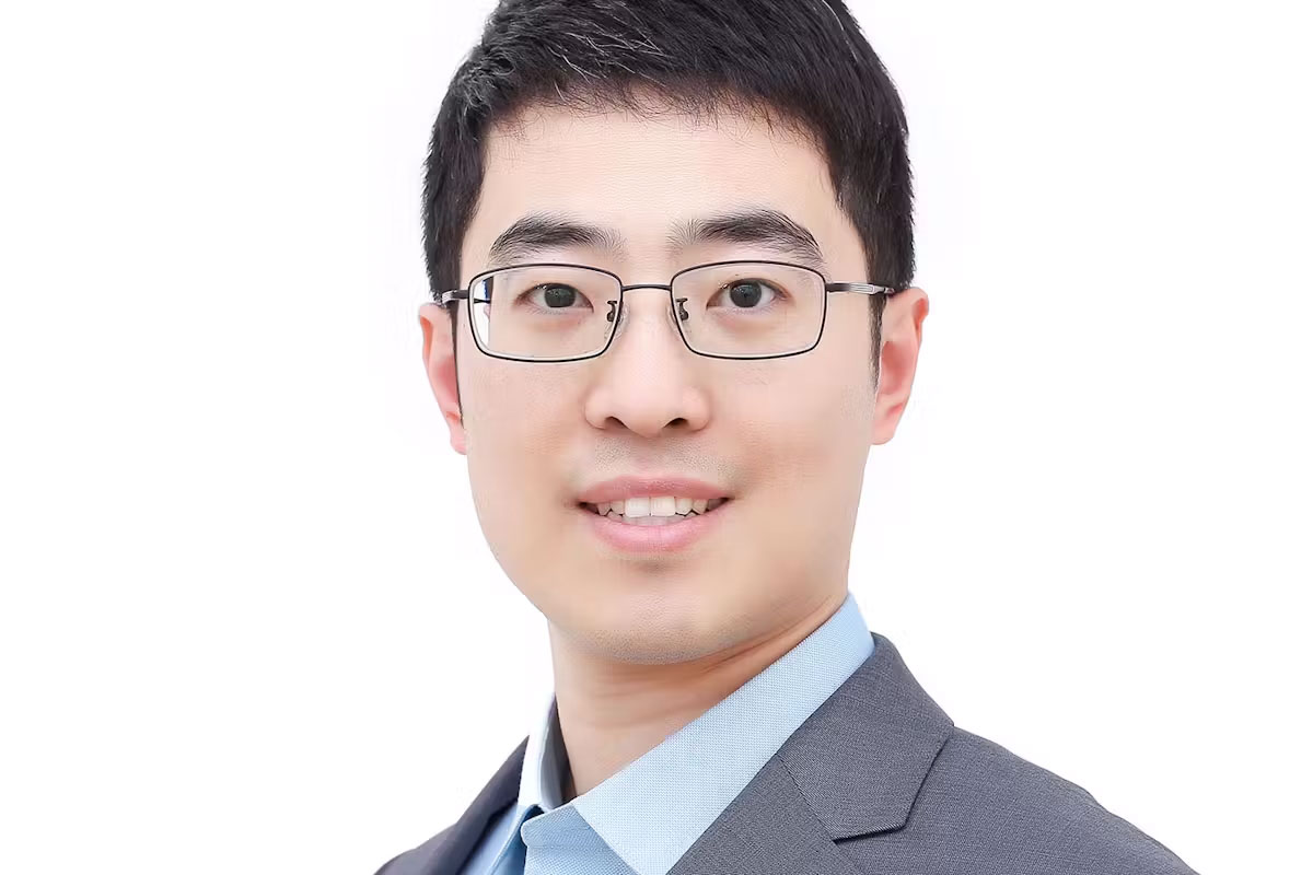 Trailblazing Engineer Xu Honored with Early Career Excellence Award