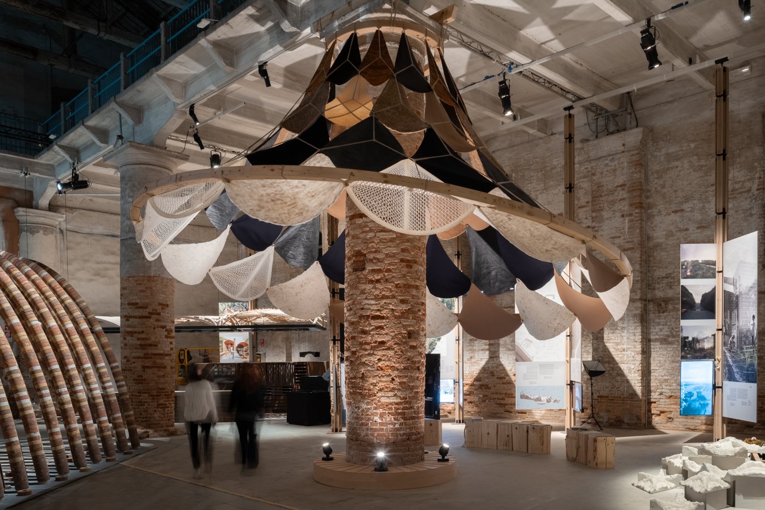 Redefining Architectural Legacy: The VAMO Approach to Transience