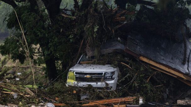 the-overlooked-responders:-why-lawyers-are-essential-after-disasters-strike