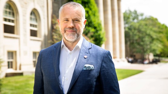U.S. Perspectives on AI: A Decline in Optimism, States A&S Dean