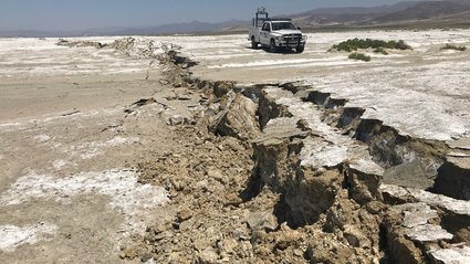 Insights from Myanmar Earthquake Imaging Reveal San Andreas Fault Dynamics