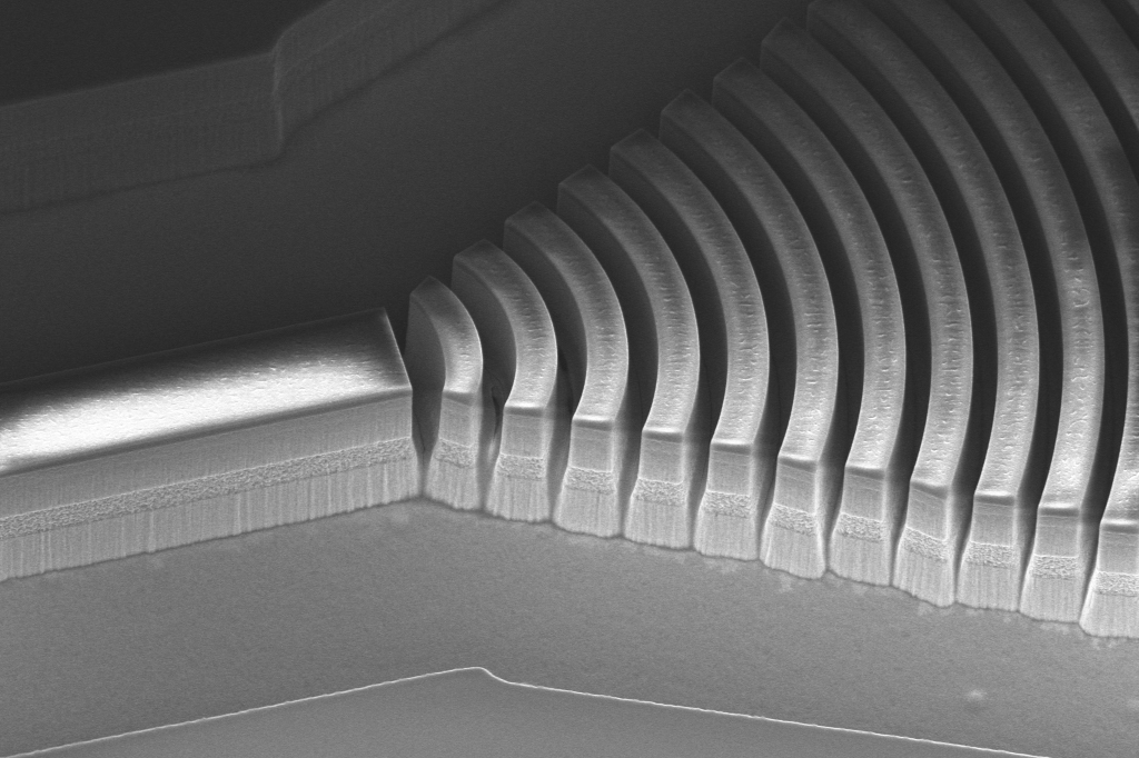 Revolutionary Laser “Comb” Enhances Precision in Chemical Detection
