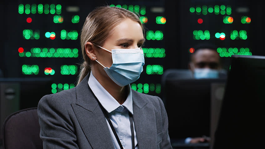 Utilizing IoT Applications to Control the Dissemination of Covid-19 | Simplilearn