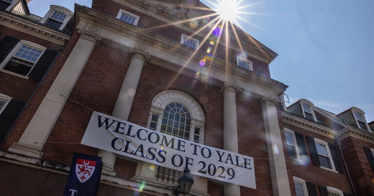 new-first-year,-transfer,-and-adult-students-begin-their-yale-college-journey