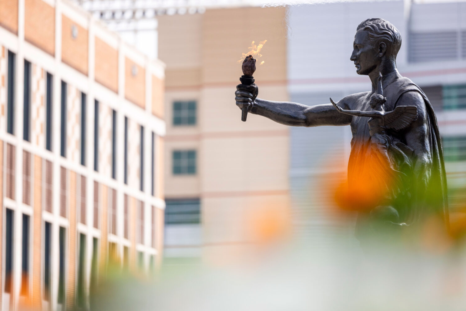ut-leaders-showcase-transformative-projects,-historic-successes