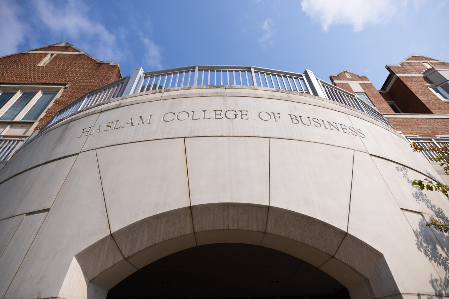 “Haslam College of Business Unveils Exciting Podcast Featuring Global Business Leaders”