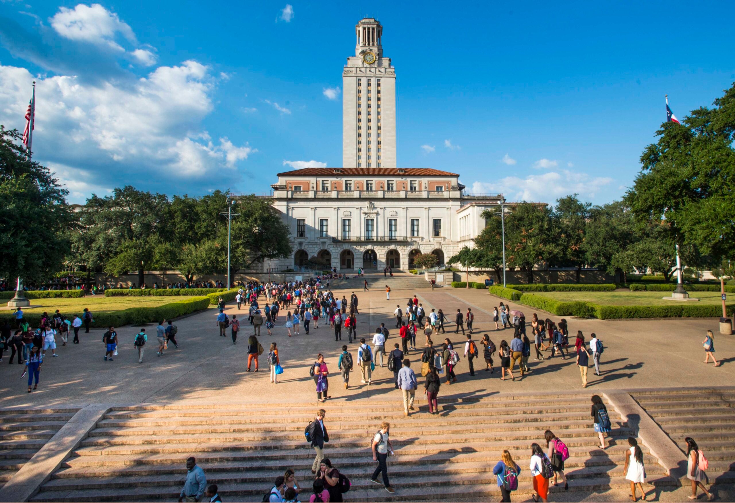 UT Achieves Record Enrollment and Student Success Milestones