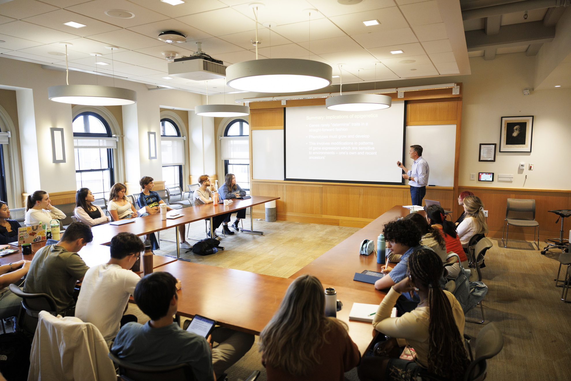 Scenes from the “Evolutionary Medicine” course instructed by Christopher Kuzawa, Professor of Human Evolutionary Biology at Harvard University.