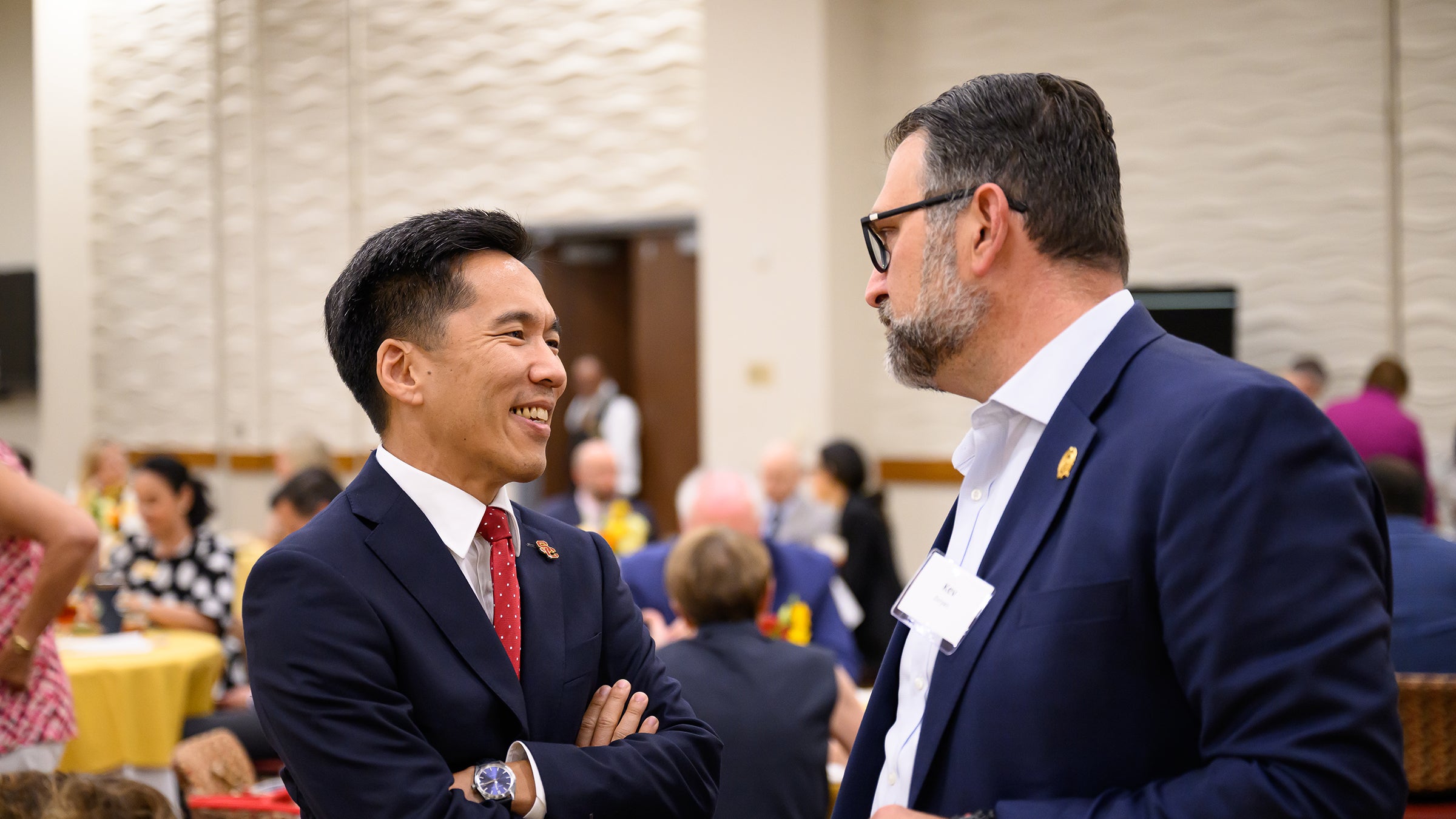 Beong-Soo Kim conversing with Kev Zoryan