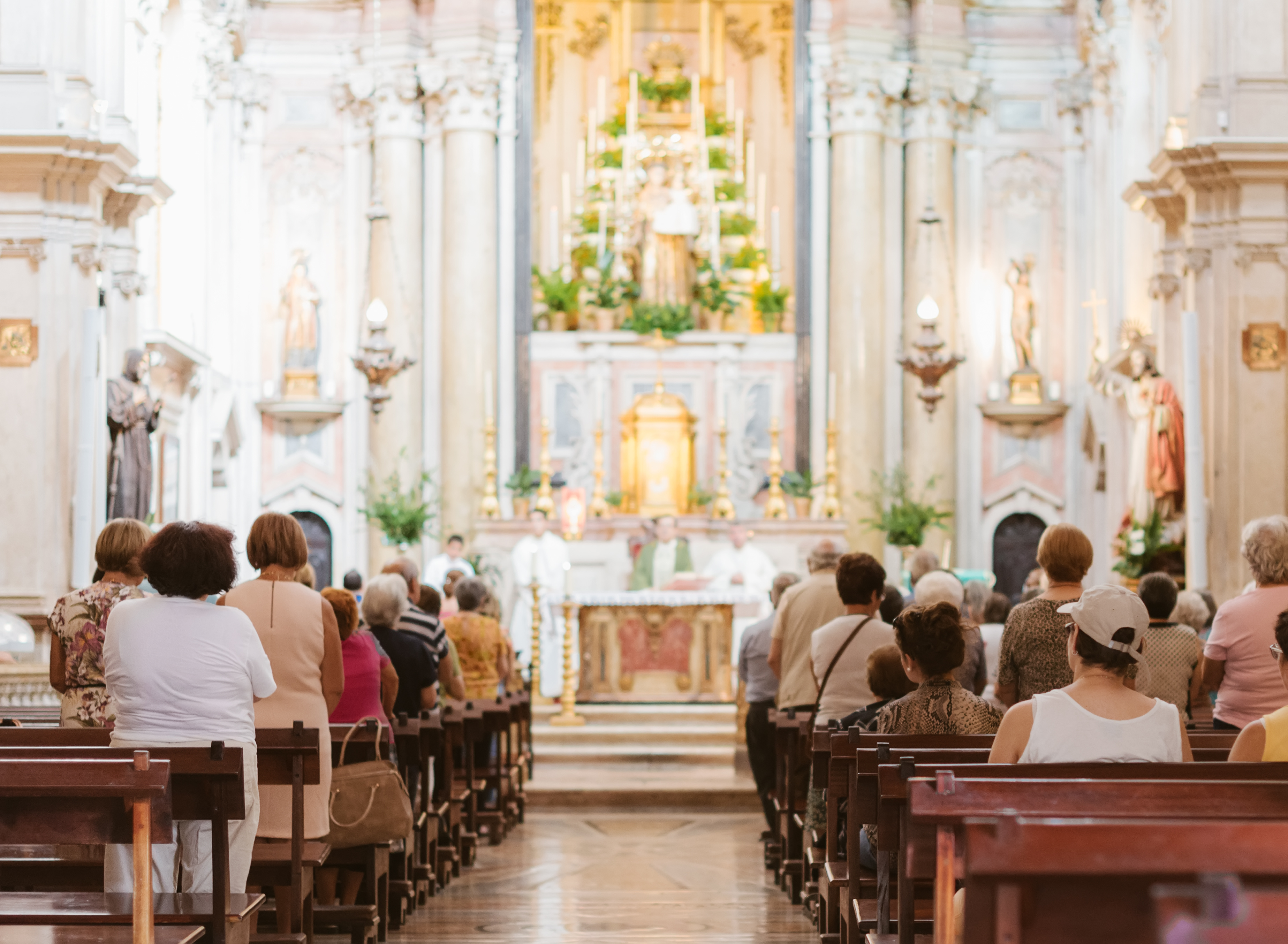 Decline in Catholic Mass Attendance: New Data Confirms Ongoing Trends