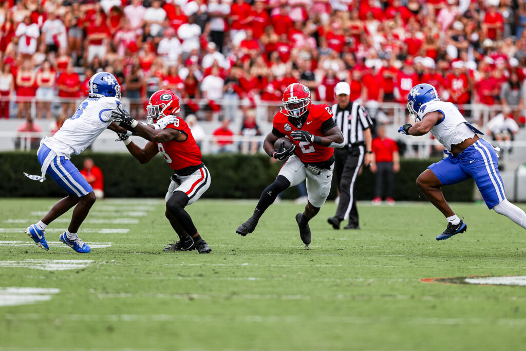 Bulldogs Triumph Over Kentucky During Homecoming Celebration