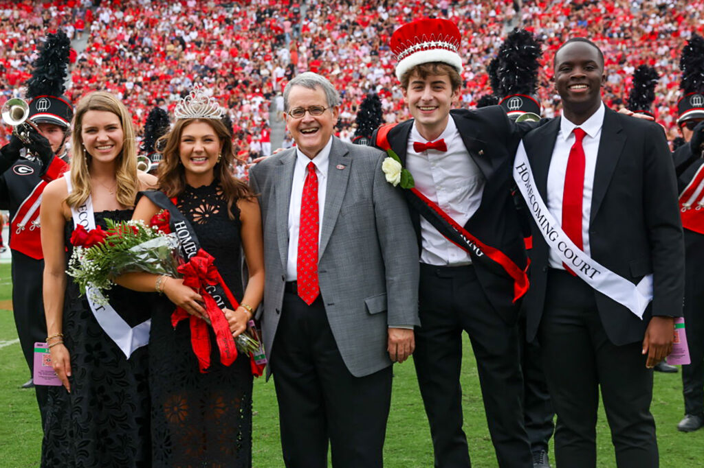 Bulldogs Triumph Over Kentucky During Homecoming Celebration