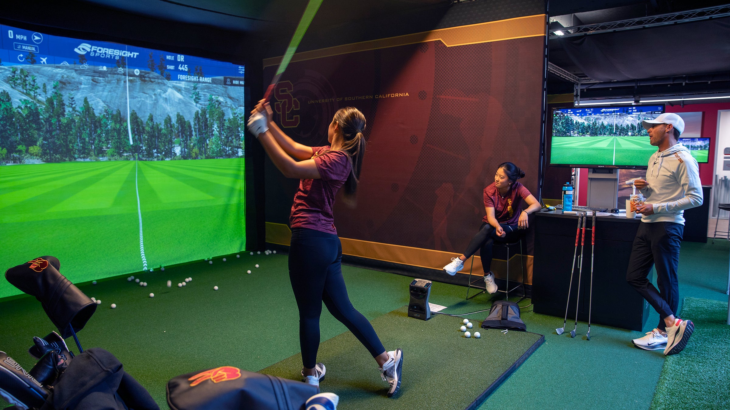 Innovative Technologies Propel Women’s Golf Team to New Heights